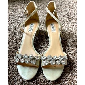 Badgley Mischka Women’s Gold Heel (1 inch)